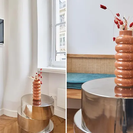 Charming - Louvre & Palais Royal * Париж