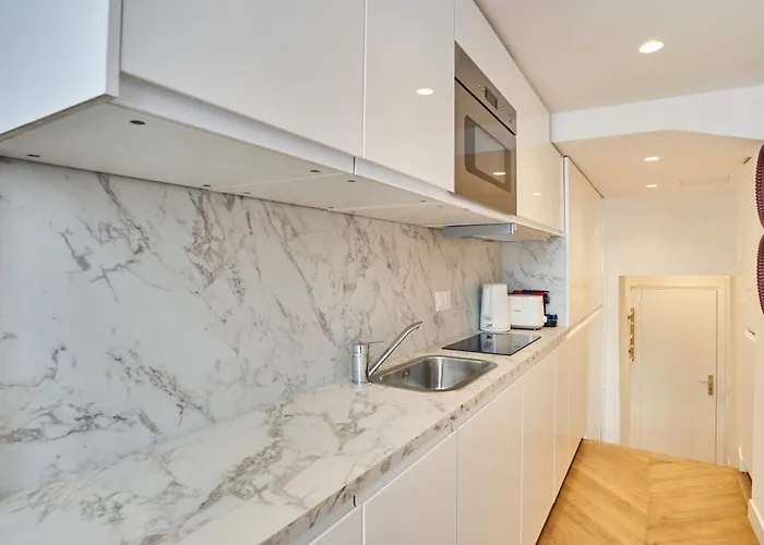 Charming - Louvre & Palais Royal * Paryż